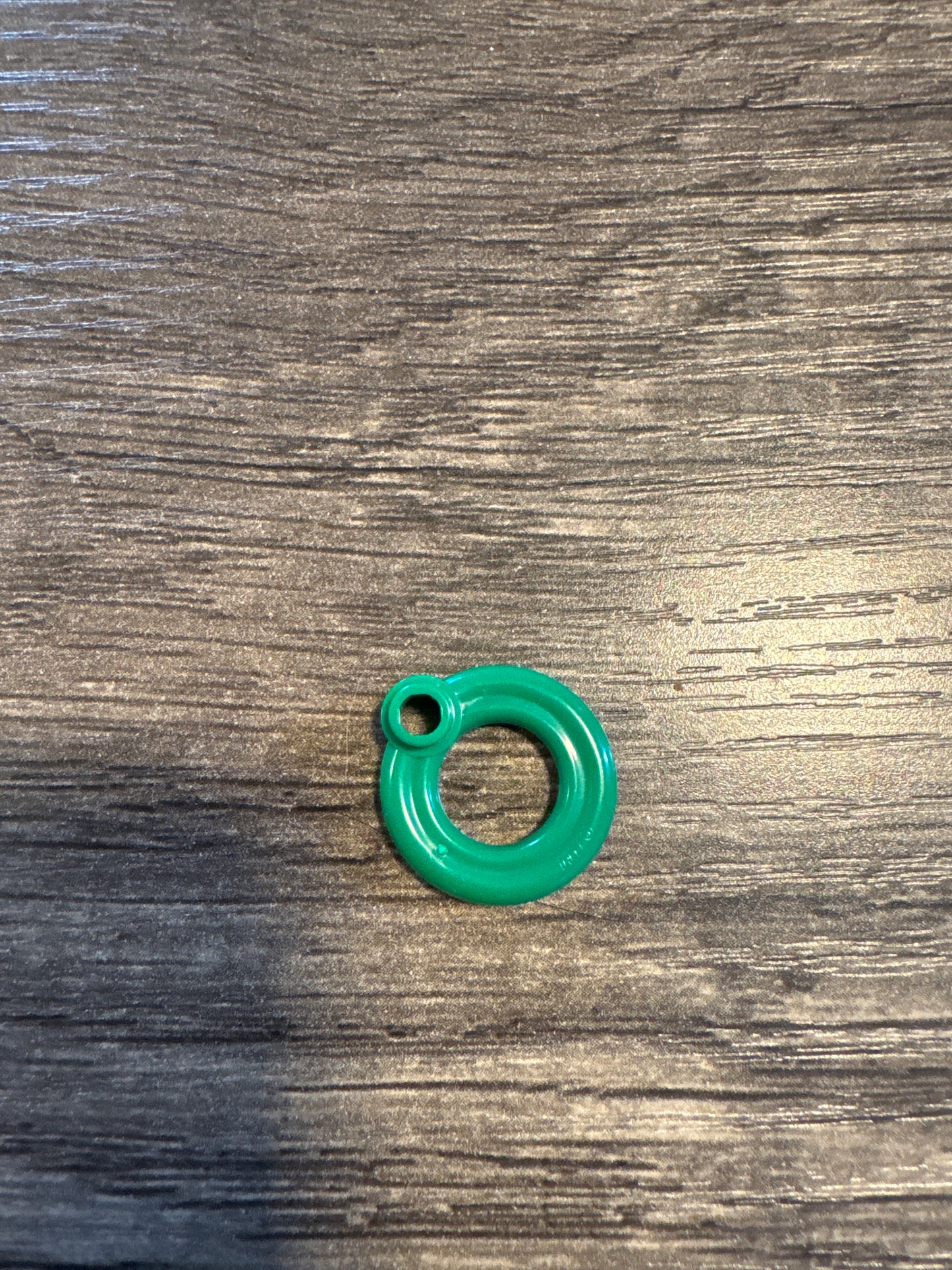 Minifigure, Utensil Flotation Ring (Life Preserver) green