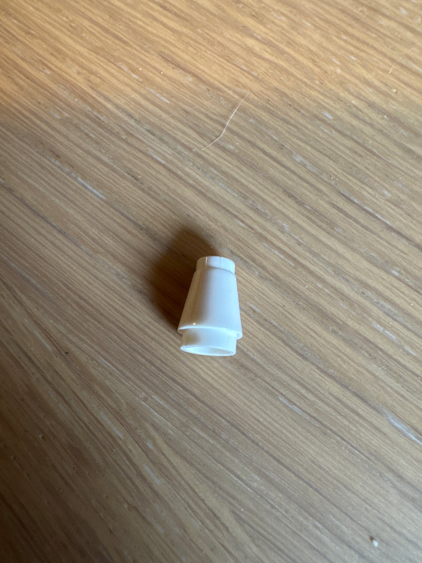 Cone 1 x 1 with Top Groove white