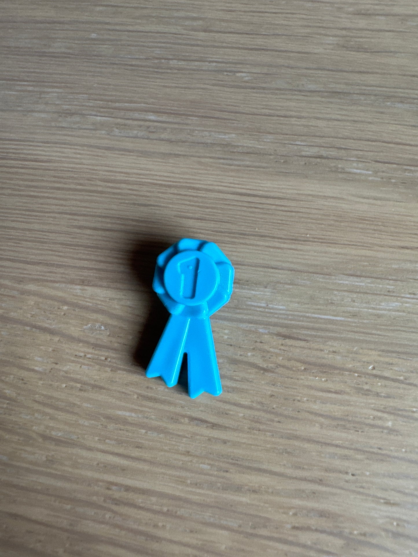 Friends Accessories Award Ribbon with Number 1 medium azure