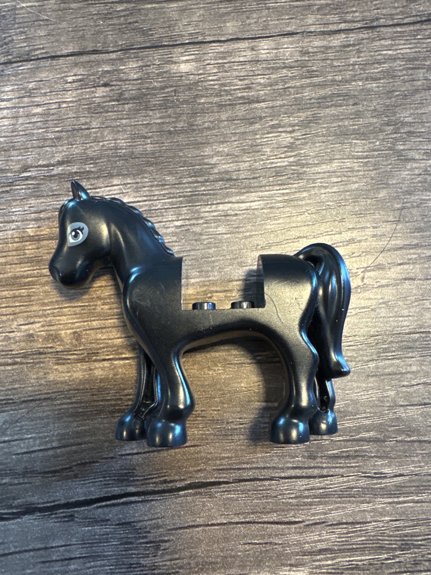 Horse, Friends Style with 2 x 2 Cutout with Dark Bluish Gray Eyes and Dark Bluish Gray Outline Around Eyes Pattern