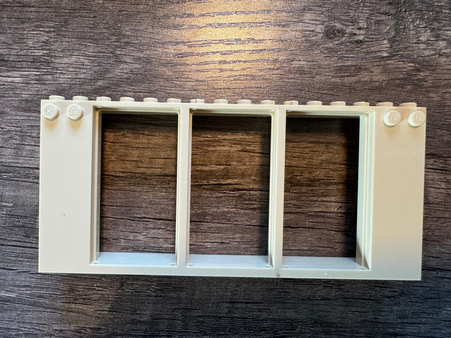 FRAME 2X16X6, W/ KNOBS