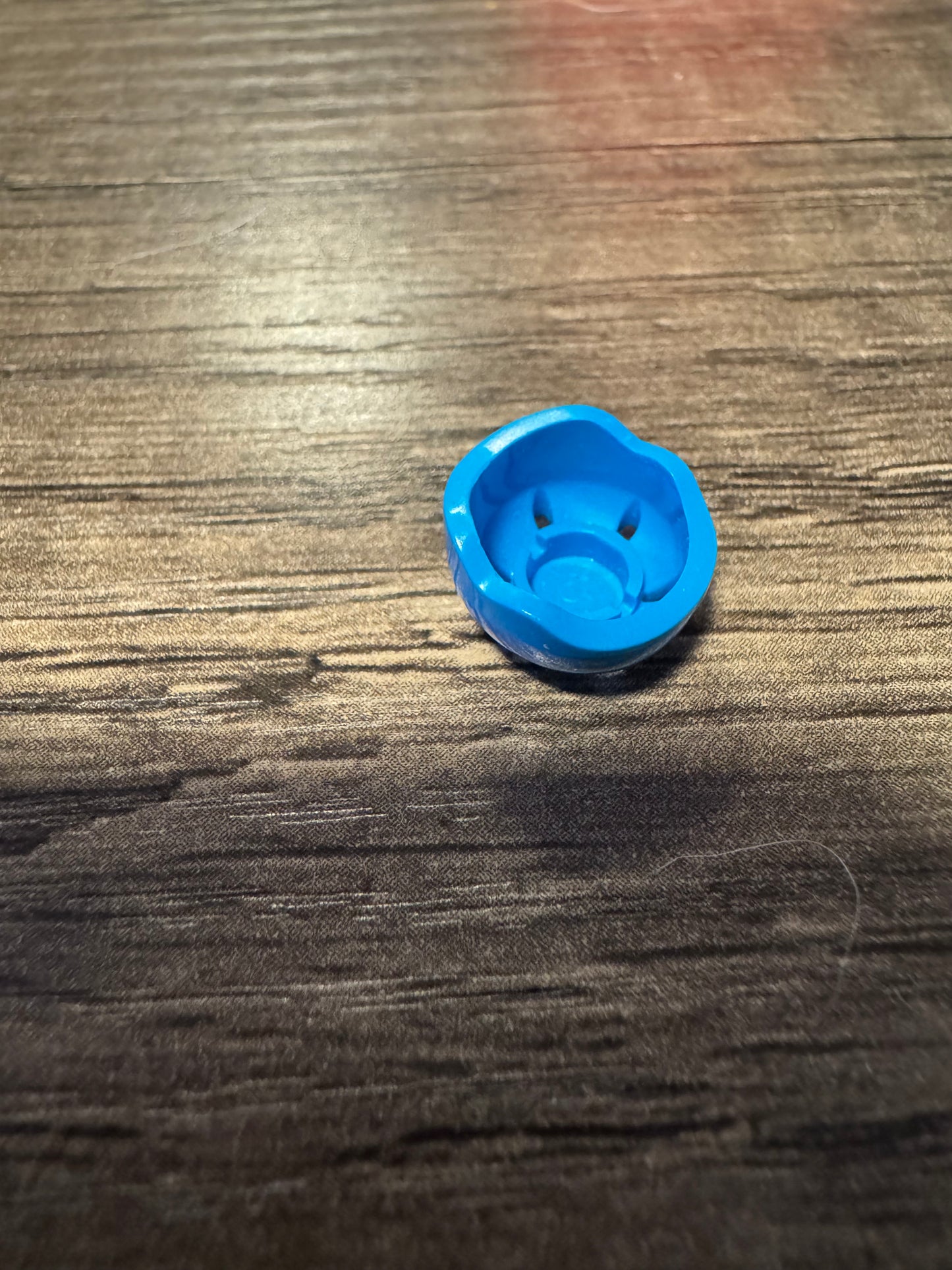 Blå lego hjälm