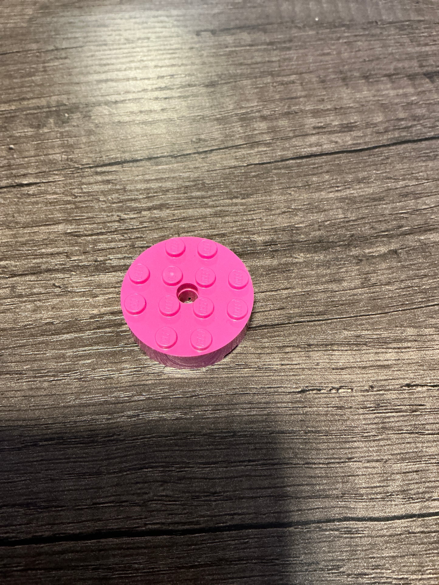 Brick, Round 4 x 4 with Hole dark pink