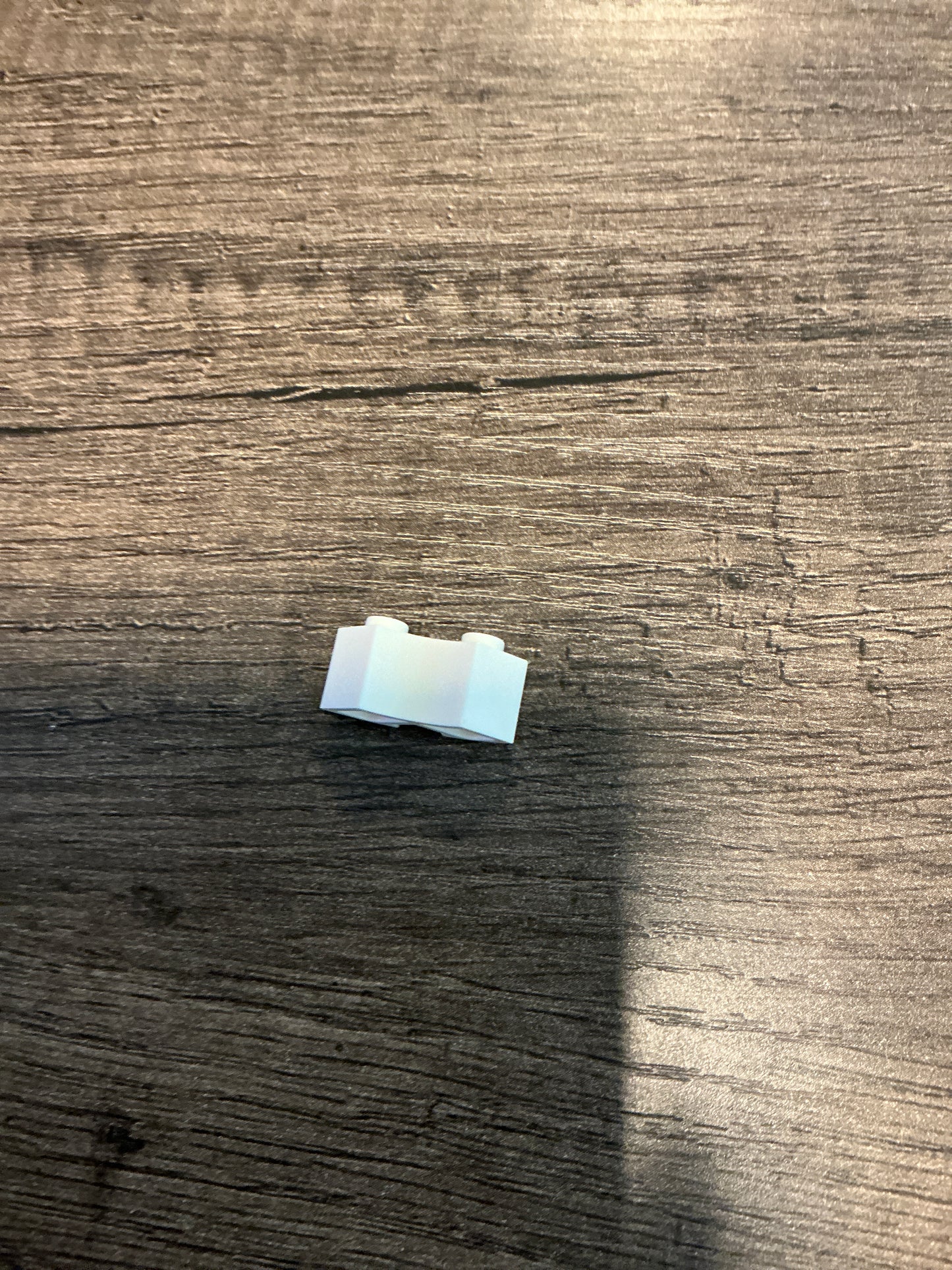 Brick, Round Corner 2 x 2 Macaroni with Stud Notch and Reinforced Undersid white