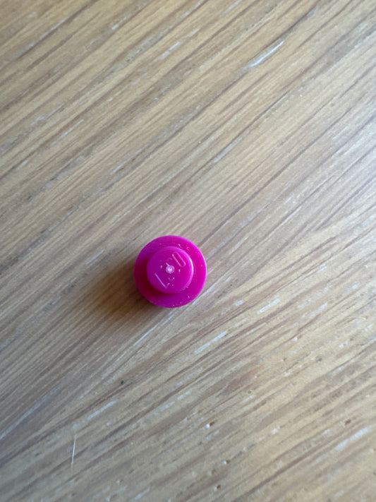 Plate, Round 1 x 1 magenta