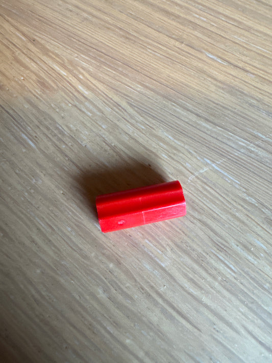 Technic, Axle Connector 2L (Smooth with x Hole + Orientation) red