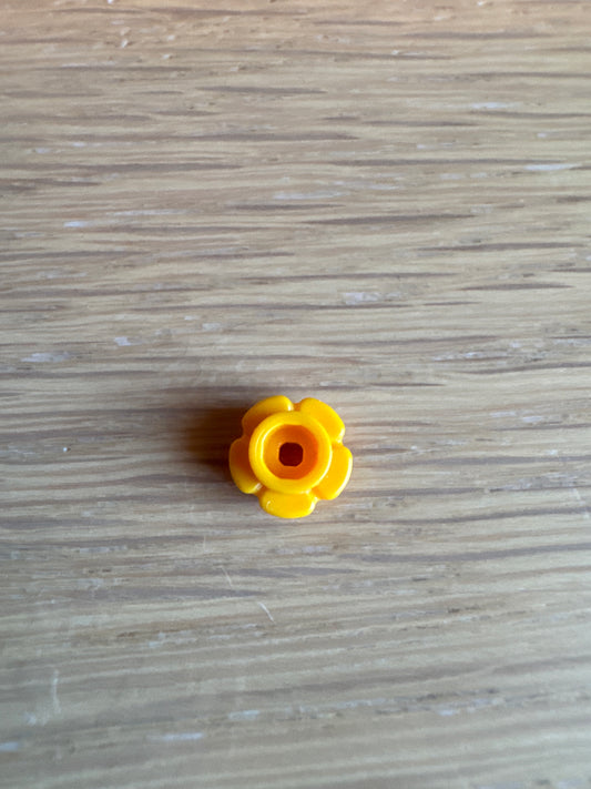 Plate, Round 1 x 1 with Flower Edge (5 Petals) bright light orange