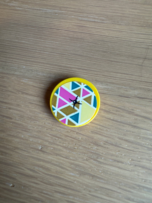 Tile, Round 2 x 2 with Bottom Stud Holder with Cushion with Triangles and Button Pattern (Sticker) - Set 41392