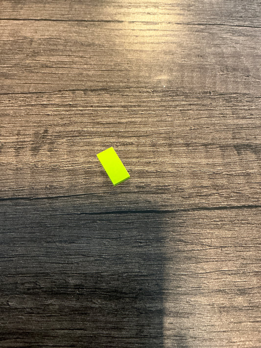 Tile 1 x 2 lime