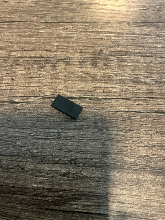 Tile 1 x 2 black