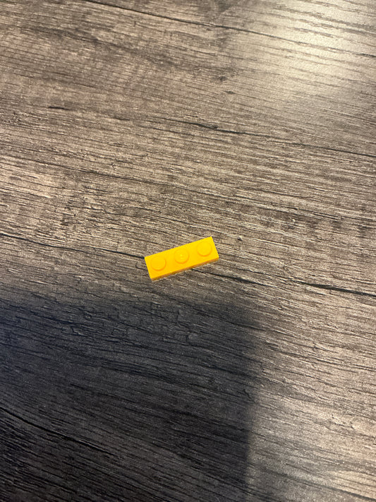 Plate 1 x 3 light orange