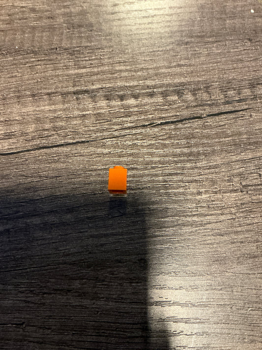 Brick 1 x 1 dark nougat