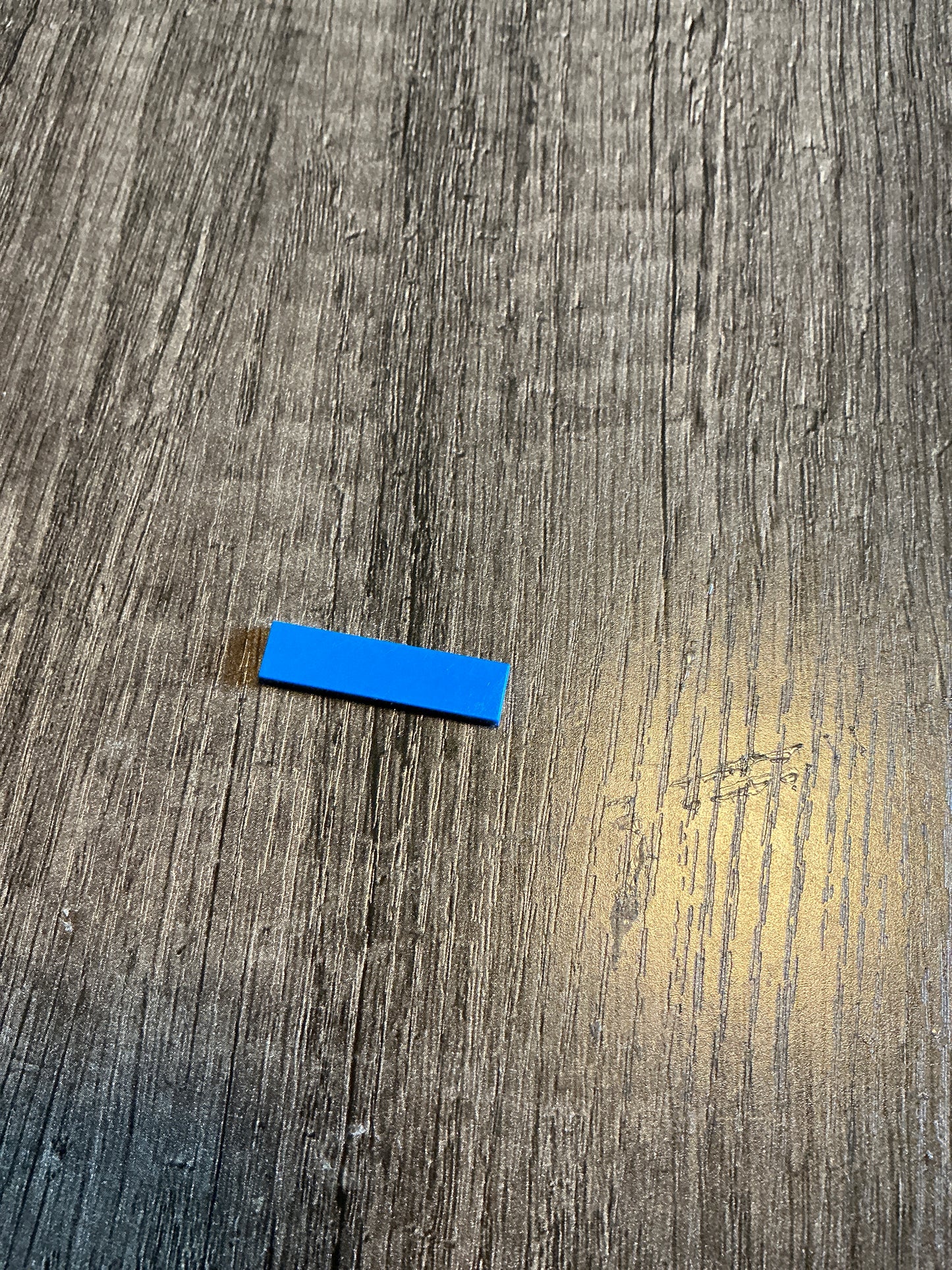 Tile 1 x 4 blue