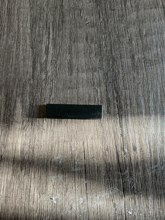 Tile 1 x 4 black